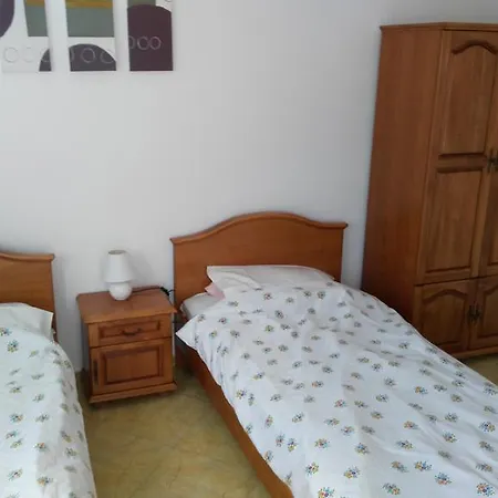 Two-bedroom Bravo 5 Daire *